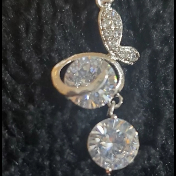 Modern-design, butterfly jewlery set. - Picture 4 of 4